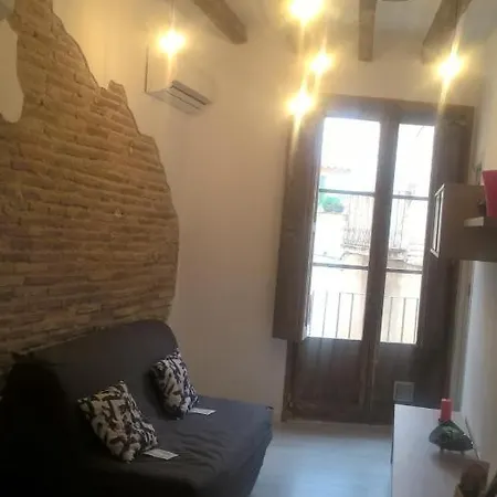 Apartment Casa-apart Rehabilitada St Mikel *